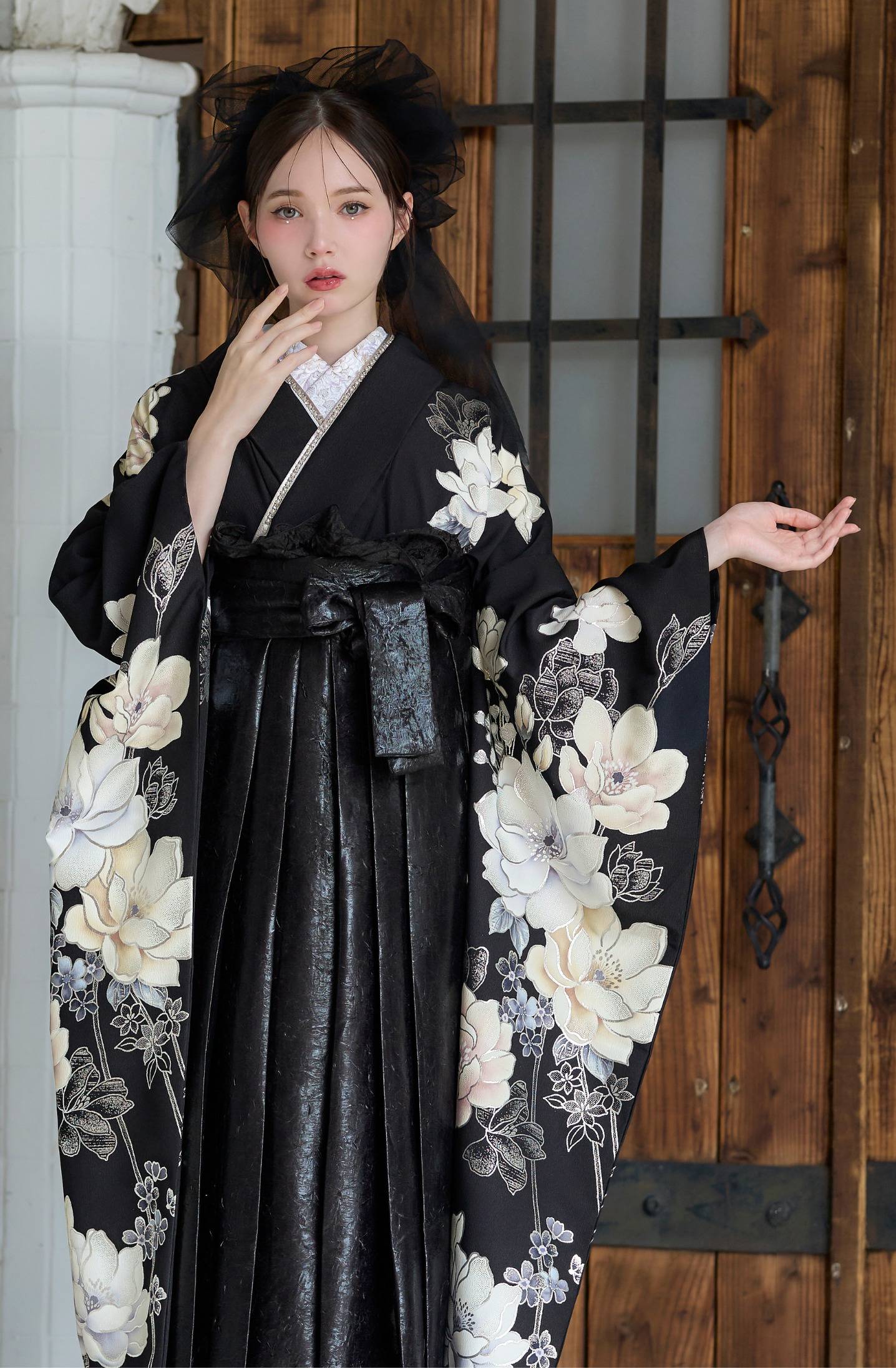 黒の振袖袴